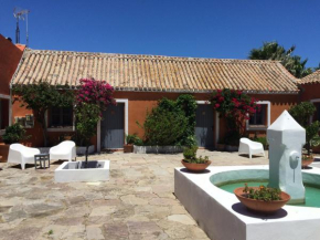 Гостиница Cortijo El Pozuelo  Тарифа